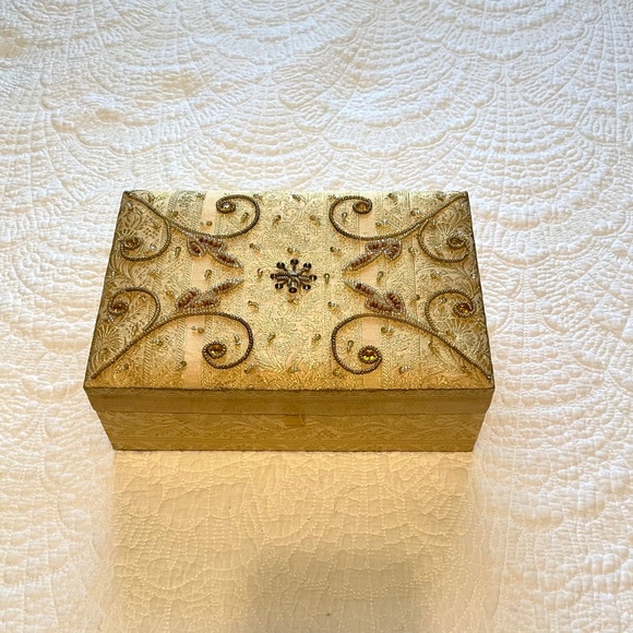 Jewelry box - Picture 3 of 7